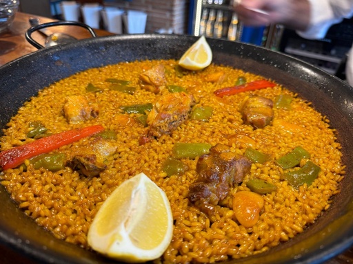 Paella valenciana
